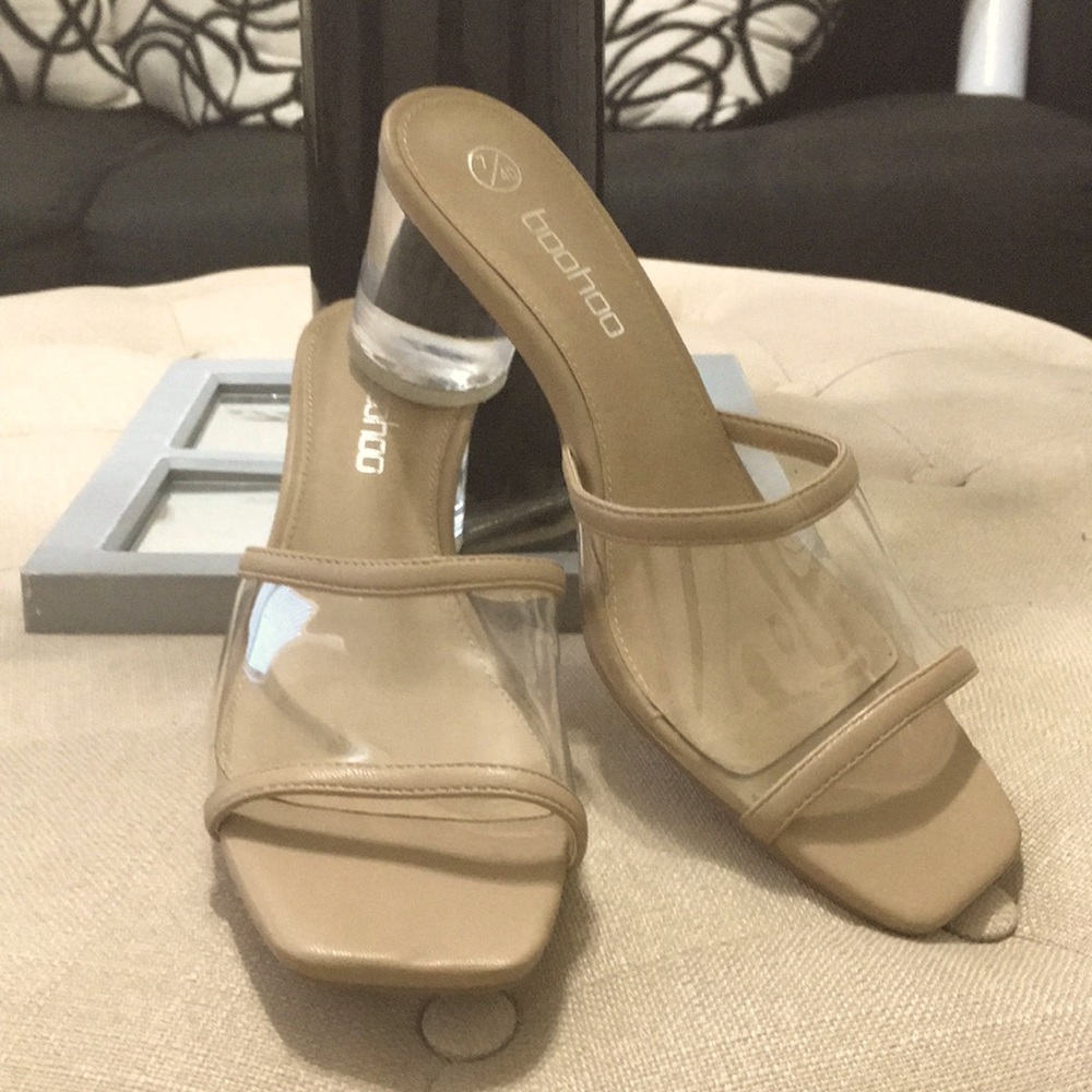 New clear and tan slide with a petite short clear heel